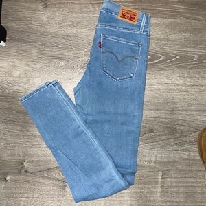 Levi’s 720 High Rise Jeans